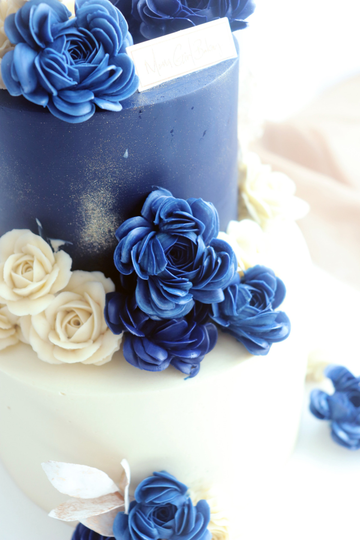 Custom Birthday & Wedding Cakes By Mama Girl Baking