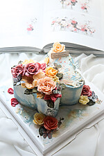 Floral Flutter - Image 3