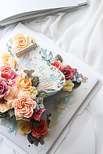 Floral Flutter - Image 4